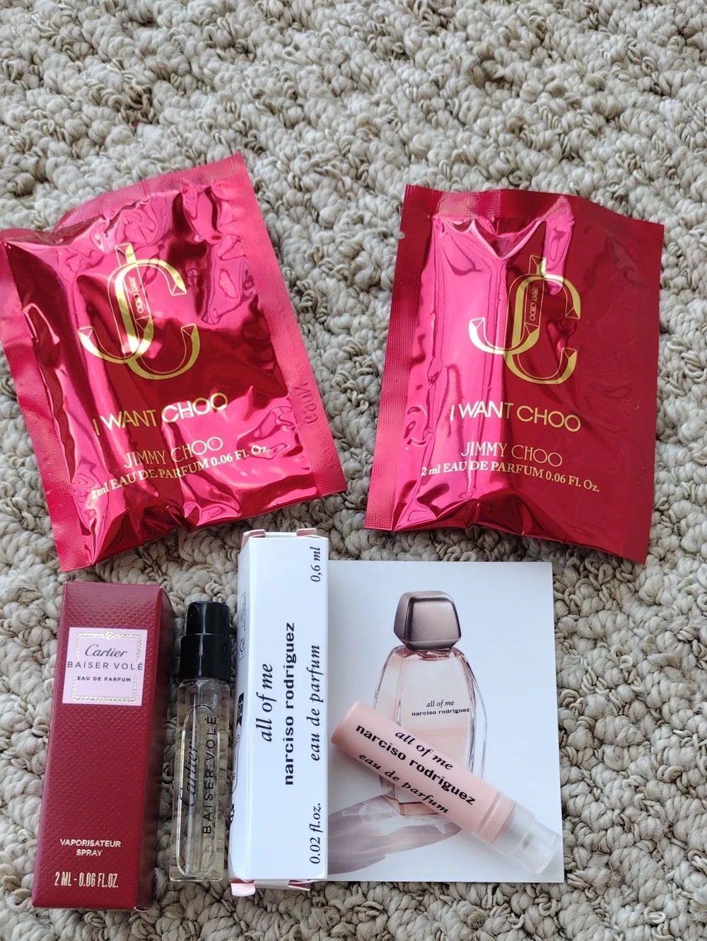 Woman's Samples - Picture 13 of 16